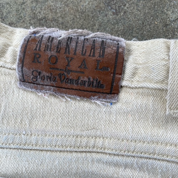 American Royal Off White High Rise Straight Leg Denim - Picture 2 of 9